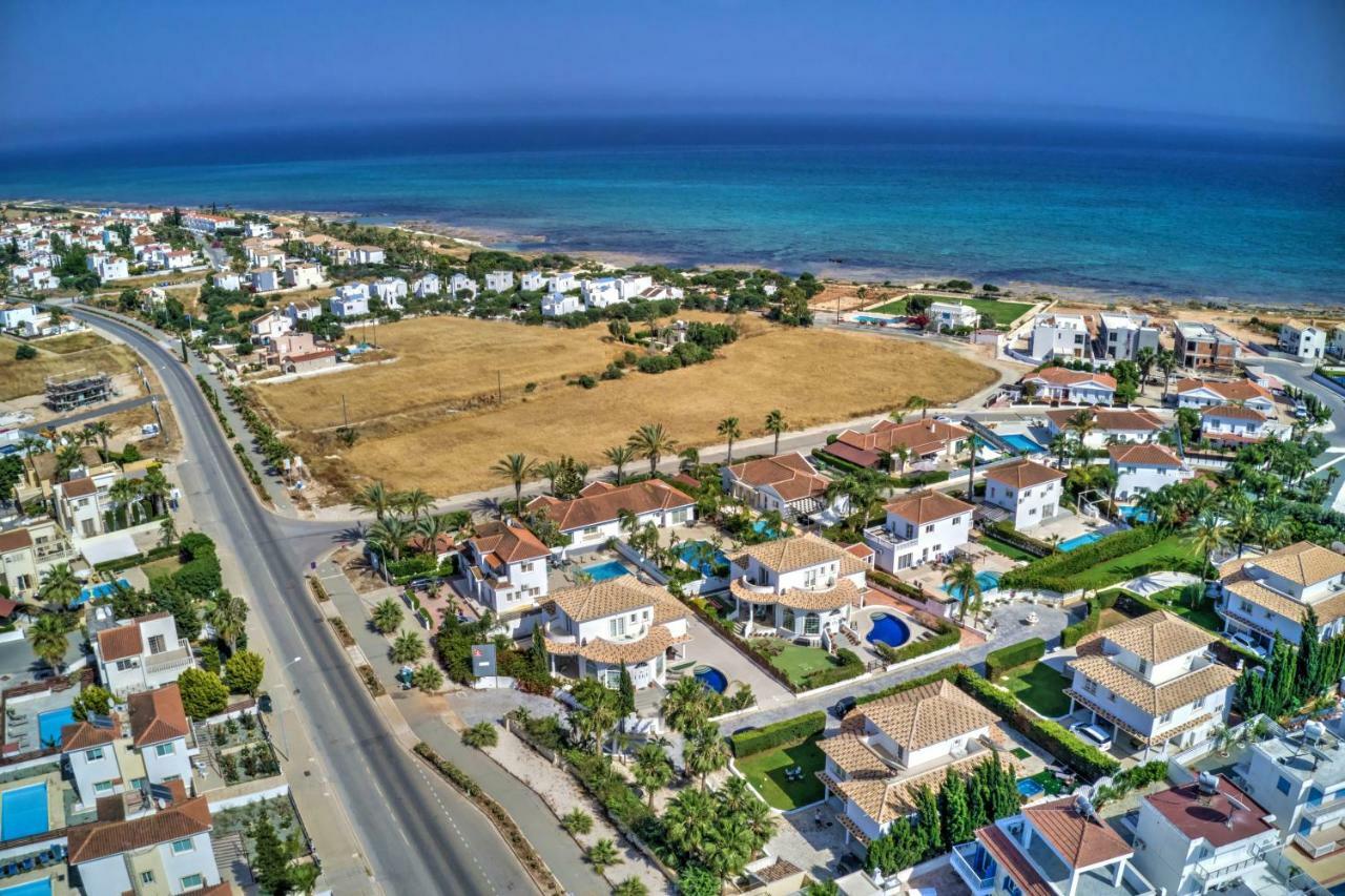 Aphrodite * Ajía Nápa